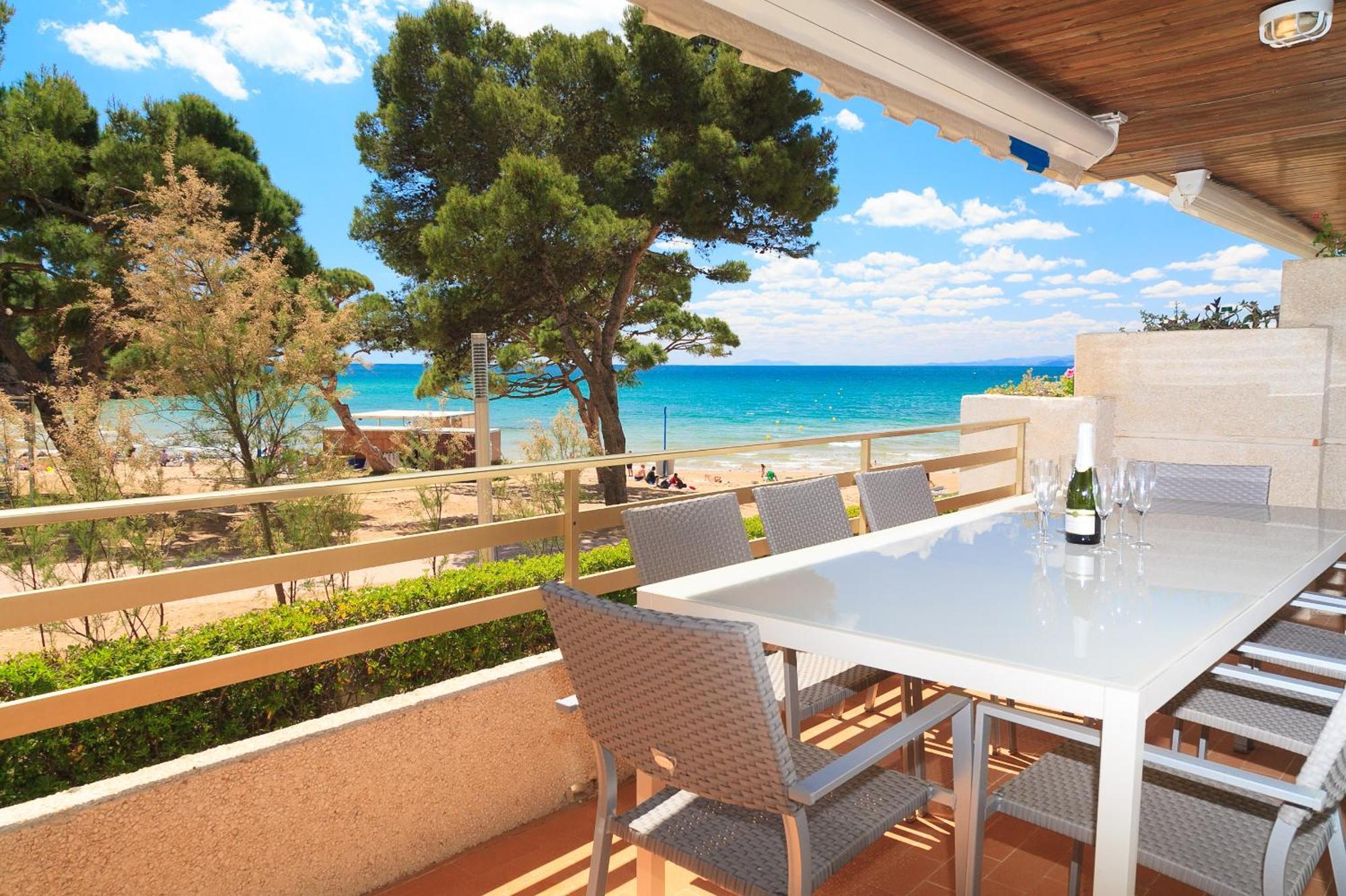 Uhc Playamero Family Complex Aacc Salou Room photo
